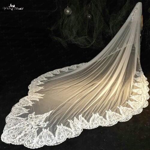 LZP503 Yiai Design Luxury 5 Meters Wedding Veil Expensive Lace Long Bridal Veils Two Layer Cathedral Metal Comb Bride Veil