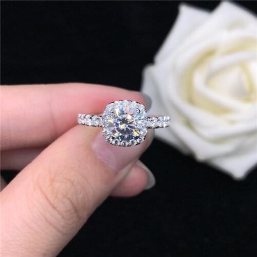 1CT Halo Style Brilliant C&C Brand Certified Moissanite Female Gold Engagement Ring Original 18K White Gold Au750 Wedding Ring
