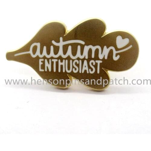 Customized leave enamel gold pin badge
