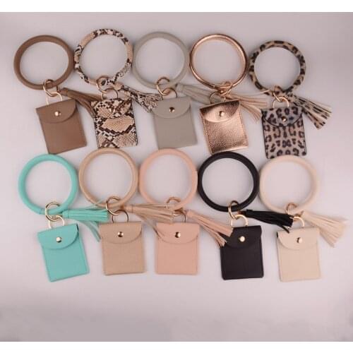 2021 New Fashion Multiful Keychain Key Ring And Card Wallet PU Leather O Key Ring With Matching Wristlet Bag For Women Girls