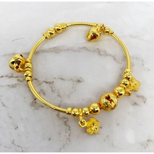 Xinhuias Rings With Diamonds