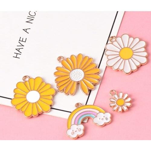 3pcs Creative Alloy Dripping Oil Color Hyuna Daisy Rainbow Woman Diy Handmade Material Bag Earring Key Accessories Mini lovely