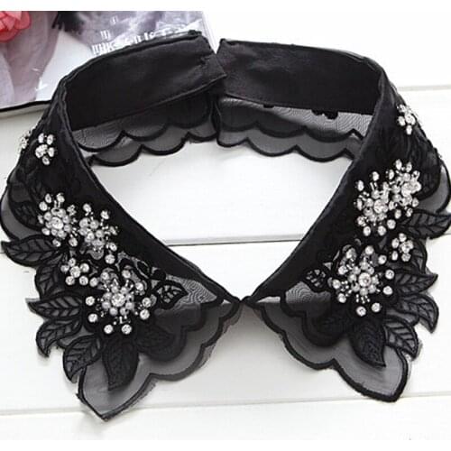 2017 new arrival pearl white pearl fashion shirt lace sweater Elegant False Collar