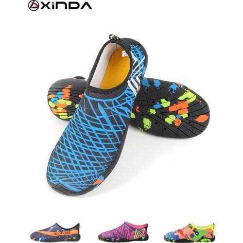 Xinda outdoor stream beach shoes Wadding socks by the sea soft bottom Anti-cut anti-slip Swimming shoe