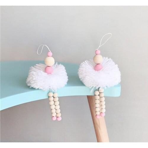 Nordic Style Wooden Beads Baby Room Ornament Moon Shape Hanging Decoration Kid Cot Tent Wall Hanging Decor Photography Props