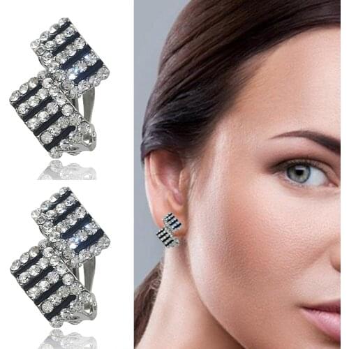 Korean Geometric Earrings for Women Fashion Black Temperament Series Round Face Was Thin Clip on Earrings Christmss Gift