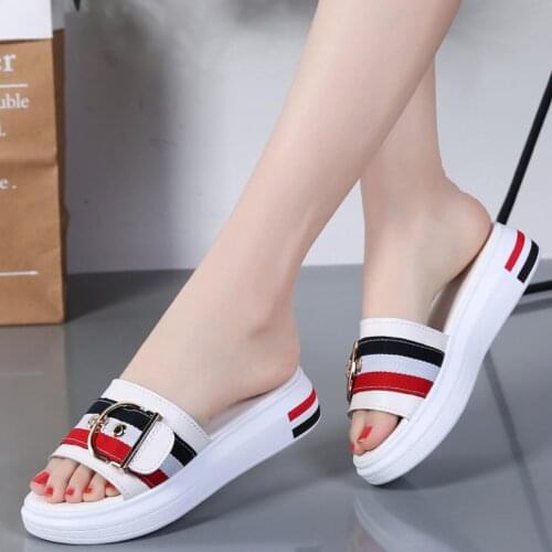 2021Fashion Women Slippers Flat Shoes Woman Genuine Leather Beach Sandals Ladies Luxury Belt Platform Slides Flip Flops Summer