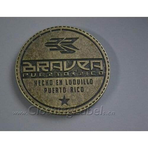 Custom metal label for hats,bag, clothing, shoes, zinc alloy material,round shape, with rivets