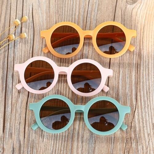 2021 New Fashion Candy Color Round Sunglasses For Girls Vintage Small Cute Eyewear Children Cool Uv400 Sun Glasses Boys Shades