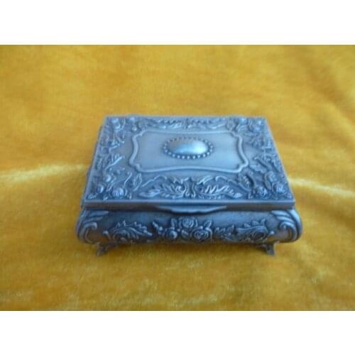 Collectable Old Qing Dynasty Silver Jewelry box 2,carving penoy,Free shipping
