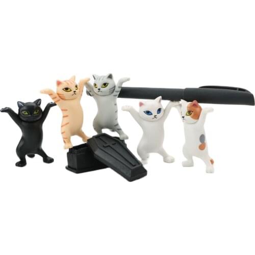 Lantiger Figures With Animals