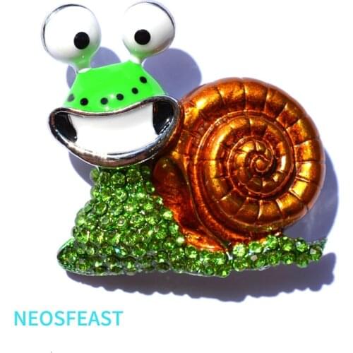 Cute Snail Enameled Brooches for Women Rhinestone Pin Mix Color Ladies Gifts Coat Garments Dress Accessories Fashion Jewelry
