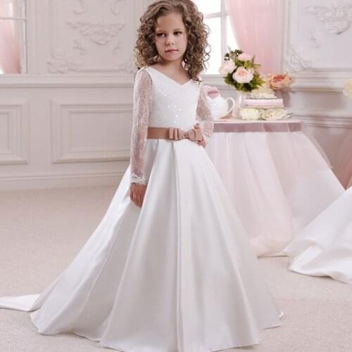 Gorgeous Long Sleeve Girls Dress for Wedding with Sash Princess Flower Girls First Communion Dress Pageant Gown