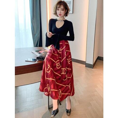 Chain peach heart collar hollow split horn sleeves slim fit all-match knit sweater top women 2020 early autumn new