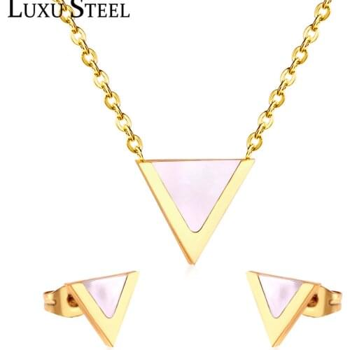 LUXUSTEEL Luxury Jewelry Sets Red/Black/White Shell Triangle Pendant Necklace Earring Sets Brinco Female Choker Necklaces Party