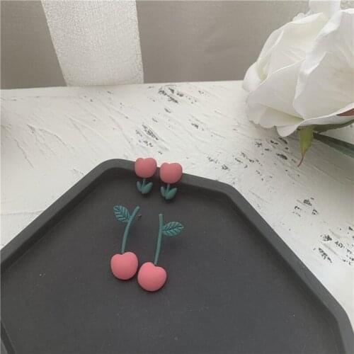 Origin Summer Romantic Cherry Tulip Dangle Earings for Women Unique Design Red Green Matte Earings Party Jewelry Accessories