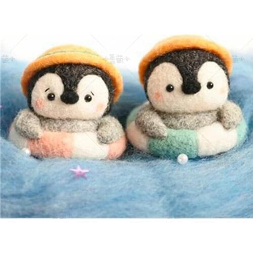 Lifebuoy little penguin wool needlepoint kit wool felt needle felting decoration craft needlecraft DIY handmade