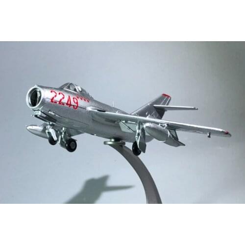 Diecast 1/72 Scale China Airforce J5 Mig 15 Fighter Air Force Aircraft Plane Model Alloy Toy Ornaments Souvenir