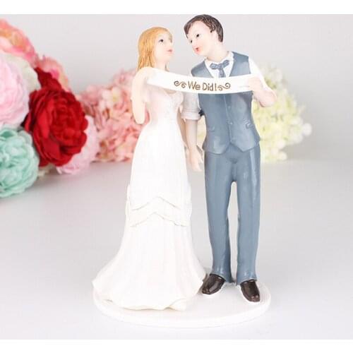 We got married Wedding cake doll toy Resin Crafts Decoration Cake Decoration wedding Valentines Day gift