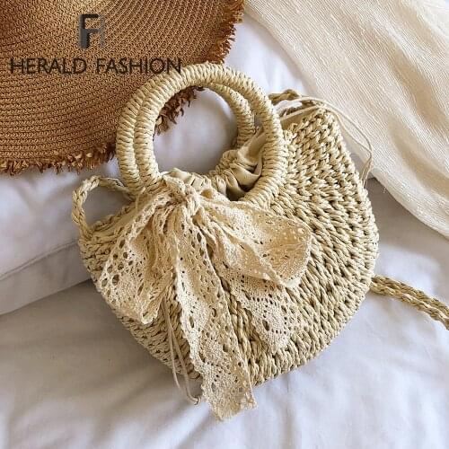Vintage Straw Bag 2021 Women Hand-Woven Hollow Handbag Moon Shape Rattan Bag Big Capacity Drawstring Handbag Travel Beach Bag