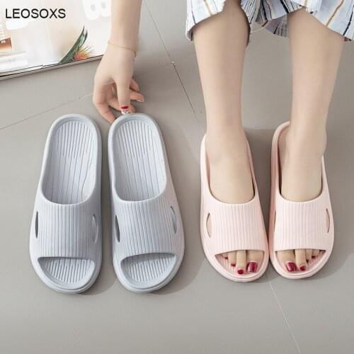 Womens Summer Shoes 2021 New Home Slippers Soft Bottom Couple Men And Women Non-slip Home Bathroom Sandals