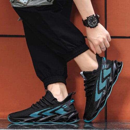 Breathable Mesh Ultra Light Running Shoes for Men Mens Sneaker Casual Antiskid and Wear-resistant Jogging Male Soft Sport Shoes
