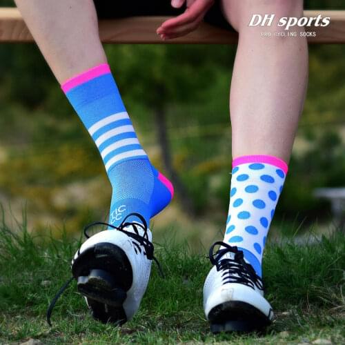 New Professional Cycling Socks Protect Feet Breathable Wicking Sock Outdoor Road Bike Nylon Socks Bicycle Accessories