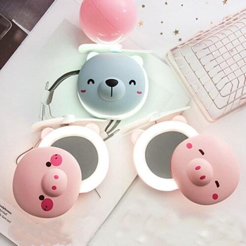 2020Cute Convenient Portable LED Cartoon Pig Fill Light Makeup Mirror Fan Usb Rechargeable Mini Cute LED Light Portable Mini Fan