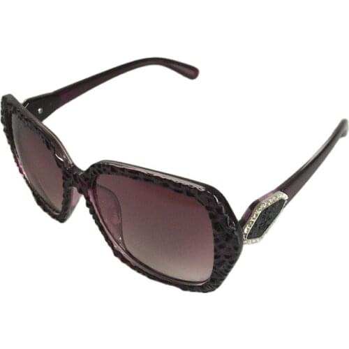 Fashion Women Sunglasses Corrugated Frame Sun Glasses Anti-UV Spectacles Eyeglasses Goggle Eyewear for Shopping Travel Adumbral