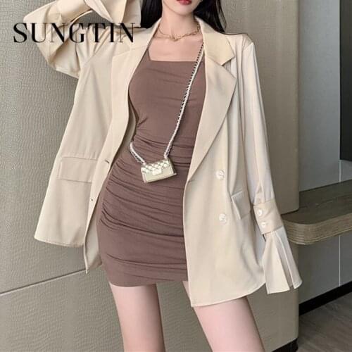 Sungtin Autumn Chic Flare Sleeve Solid Oversized Blazer Women Korean Style Loose Coats Elegent Fashion Blazer Mujer Design 2021