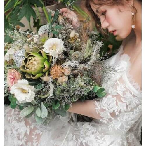 Weddings and important occasions / Wedding accessories / Bridal bouquets HON