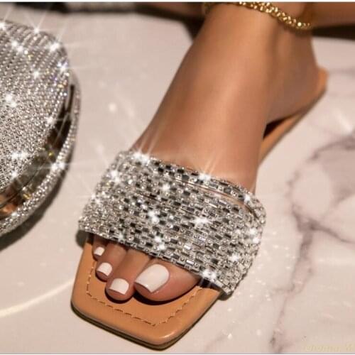 2021 summer new style rhinestone casual fashion sexy flat-heeled beach slippers versatile sandals durable at home flip flop