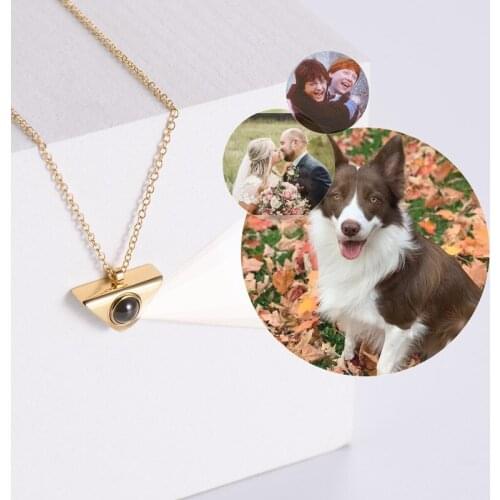 Customized Photo projection necklaces for both men women can wear triangular shapes Pendant to send their elders couples friends