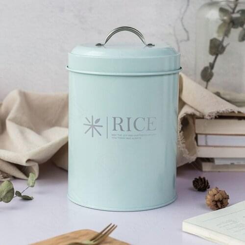 Seal Metal Storage Jars with Lid Painted Decorative Cereal Dispenser Moisture-proof Candy Jar European Home Decoration Ornaments