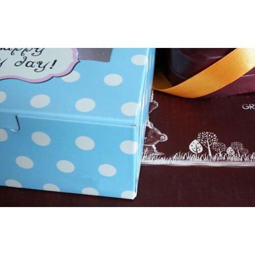 300pcs 13.5x13.5x5cm Polka Dot White Paper Gift Box Packaging Display Box Gift Boxes For Wedding/jewellery/candy/food Storage