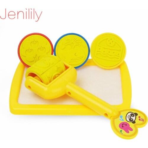 5pcs/Set Non Toxic Magic Water Drawing Board Stamp Doodle Play Tool Water Drawing Toy Kid Education Toys for Children