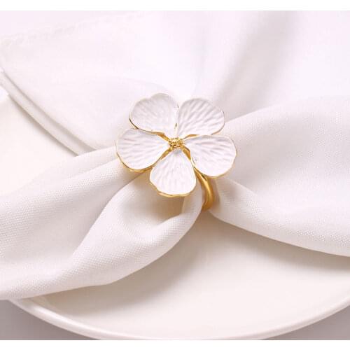 1pc new High Quality Wide Round Gold Napkin Rings Metal Cross Hollow Gold Napkin Holder for Table Decoration
