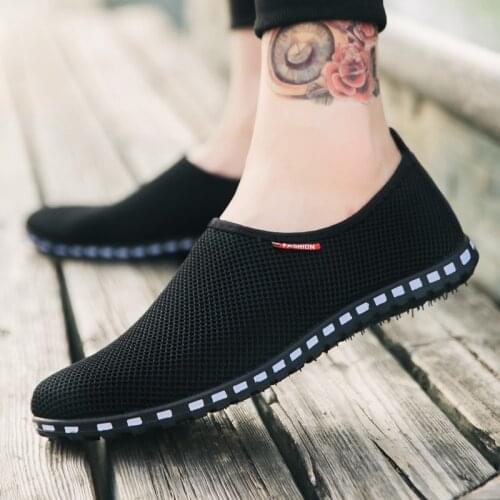 Summer Men Shoes Breathable Mesh Men Casual Shoes Flats Slip on Male Shoes Loafers Comfortable Sneakers Shoes Zapatillas Hombre