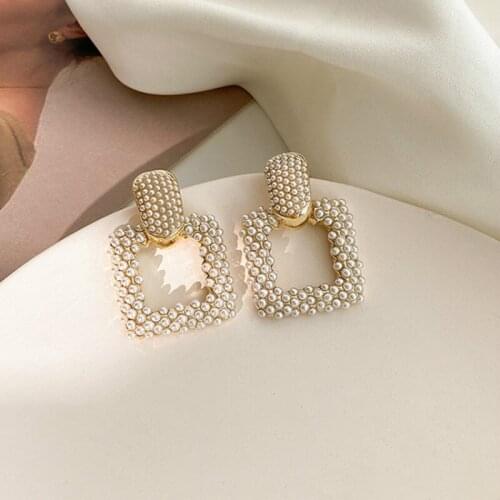 Zeojrlly Pearl Trendy Women Dangle Earrings Fashion Square Pearl Earrings Korean Retro Simple Elegant Fashion Jewelry