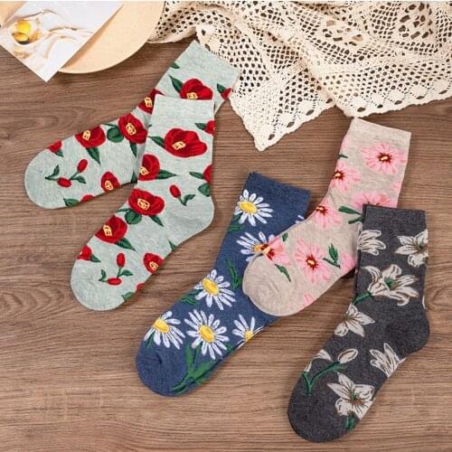Korean Style Harajuku Retro Woman Socks Fashion Flower Print Cotton Crew Socks Japanese Kawaii Girls Cute Sweet Long Socks Sox