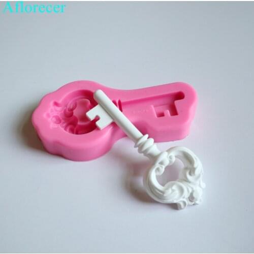 Key shaped silicon mold for car pendant Gypsum plaster molds cake decoration fondant mold