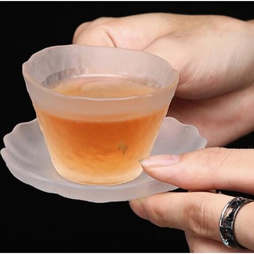 Creative Colored Glaze Glass Teacup Kung Fu Tea Set Coaster Heat-resistant Master Cup Art Tea Bowl Gaiwan Teacup Home Decoration