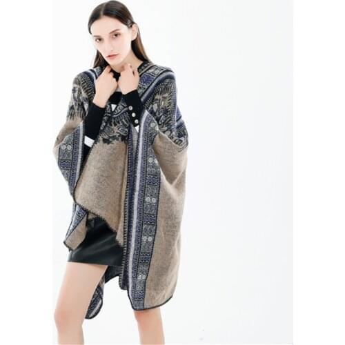 Hot Sale In Autumn And Winter Ethnic Style Neckline Imitation Cashmere Warmth And Windproof Printing Long Shawl Cloak