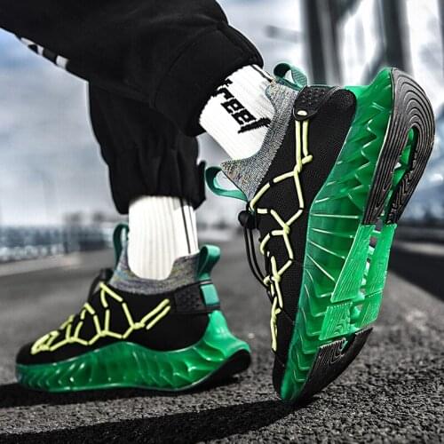 New Trendy Outdoor Blade Running Shoes for Men Breathable Mesh Sneakers Antiskid Damping Outsole Sport Shoes Training Zapatillas