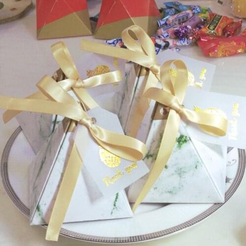 7.2*7.2*8.5cm Triangular Pyramid Style Candy Box Wedding Favors Party Supplies Paper Gift Boxes with THANKS Card & Ribbon