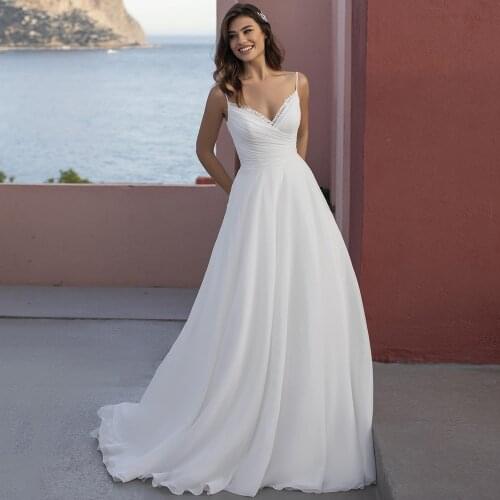 Modest Summer A-Line V-Neck Wedding Gowns 20221 Sexy Spaghetti Straps Pleats Sweep Train Chiffon Bridal Dresses