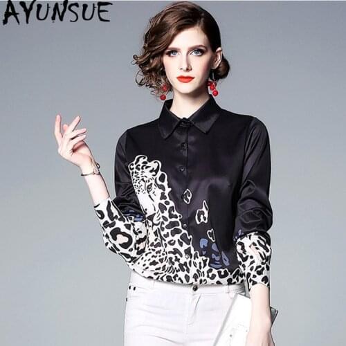 Womens Tops and Blouses Spring Animal Print Blusas Elegant Wild Lapel Long-sleeved Black Blouse Fashion Chiffon Ladies Top LW065