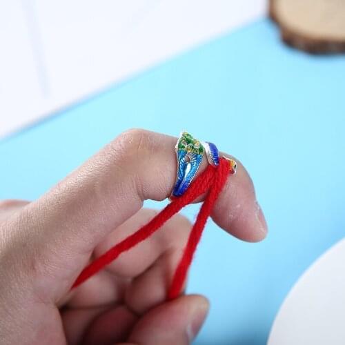 Peacock Ring Knitting Tools Alloy Finger Wear Thimble Yarn Guides Adjustable Knitting Loop Crochet Loop Knitting Ring