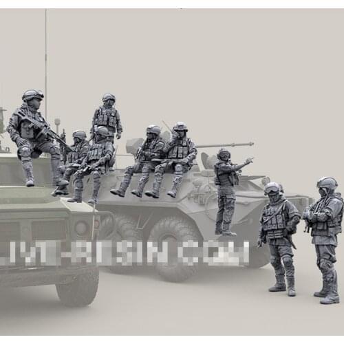 1/35 Modern Russian soldier Set, 9 people, Resin Model Soldier GK, military themes, Unassembled and unpainted kit