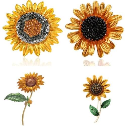 JINGLANG Gold Color Animals Brooches Pins Opal Rhinestone Rooster Brooches For Men Clothes Decoration Luxury Jewelry